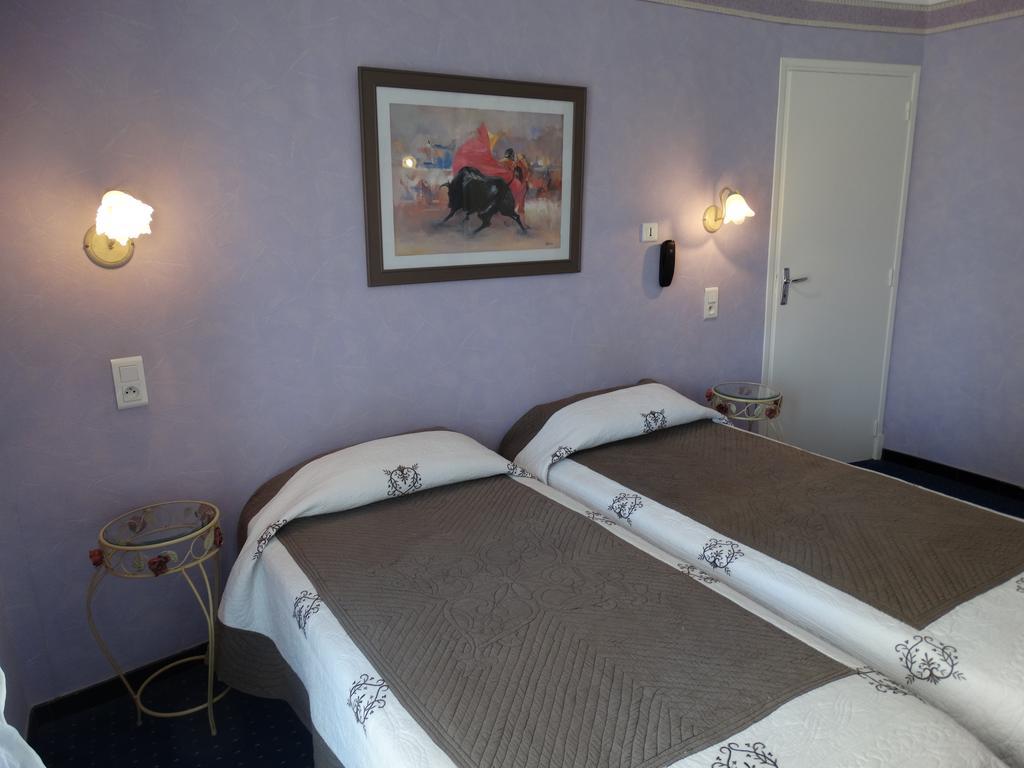 בזייה Hotel De France מראה חיצוני תמונה