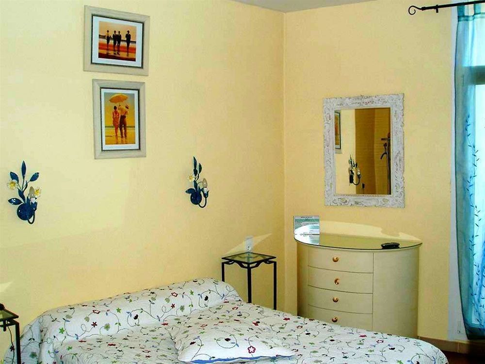 בזייה Hotel De France מראה חיצוני תמונה