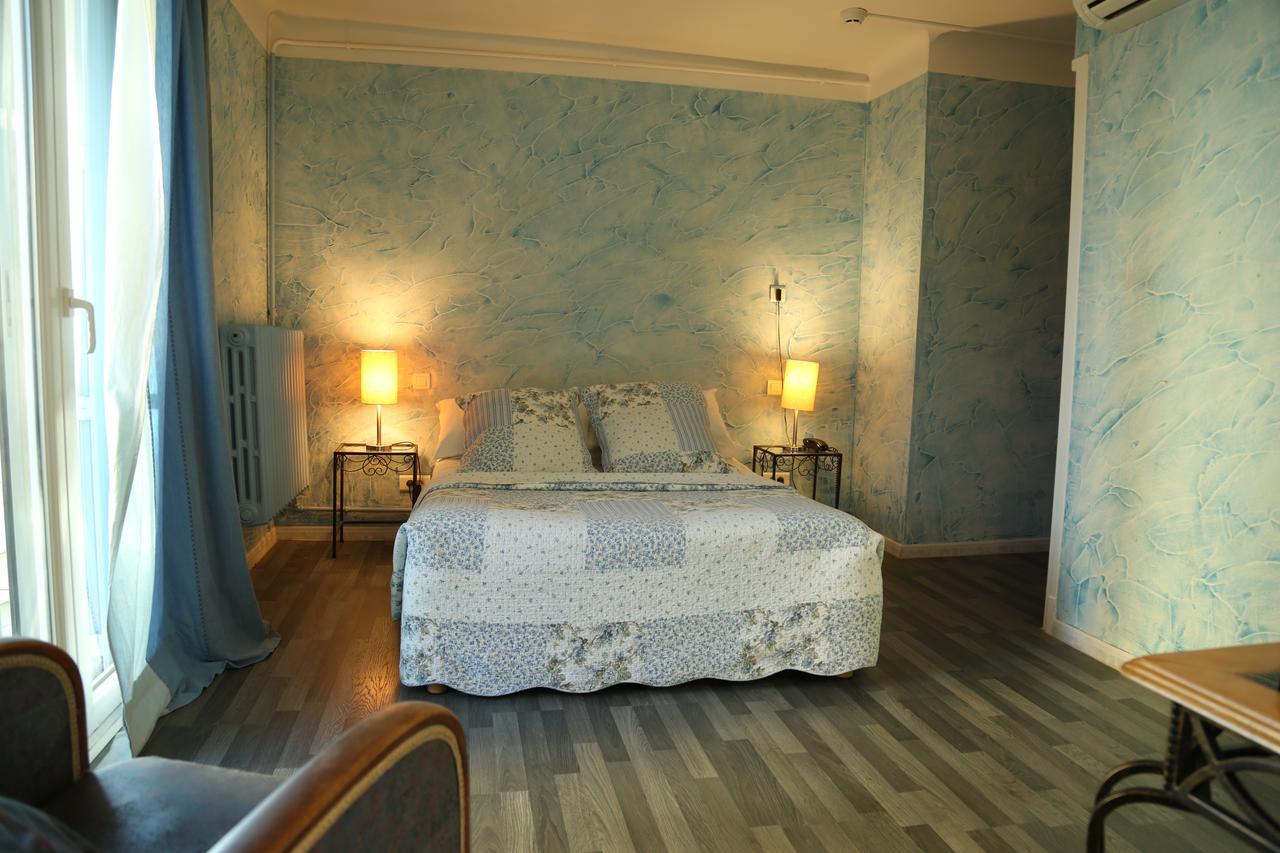 בזייה Hotel De France מראה חיצוני תמונה