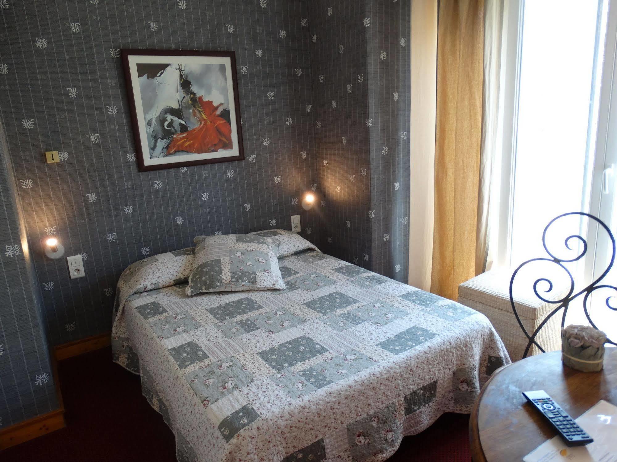 בזייה Hotel De France מראה חיצוני תמונה
