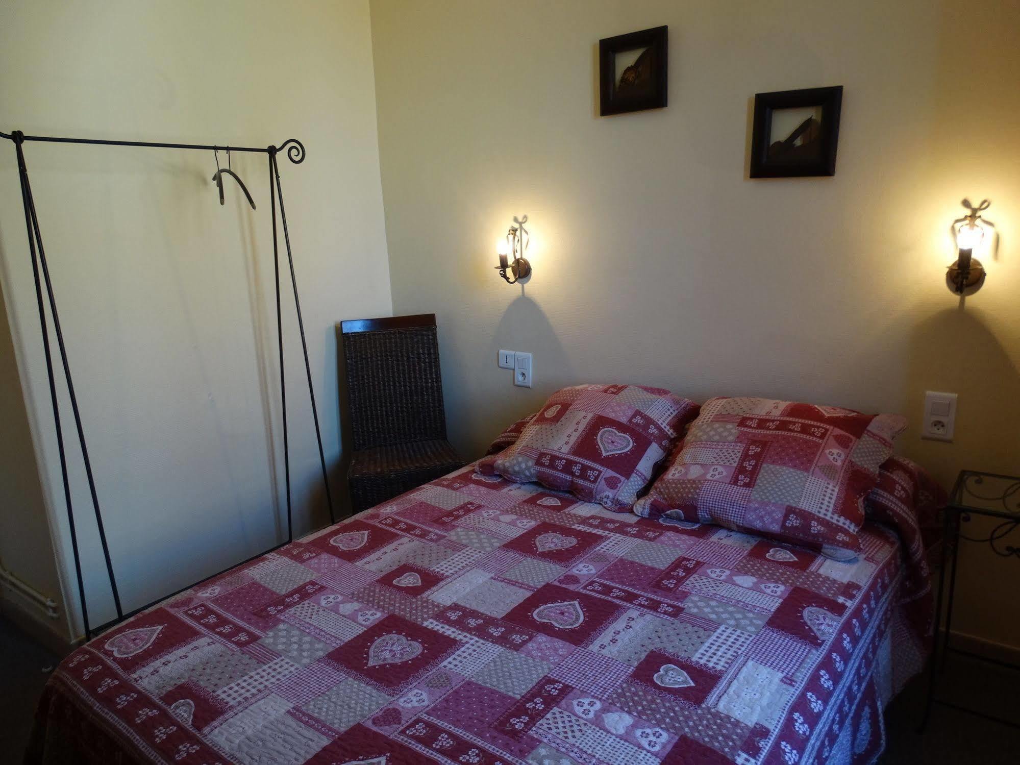 בזייה Hotel De France מראה חיצוני תמונה